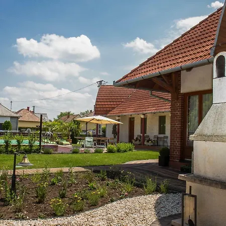 Balaton A501 Apartment